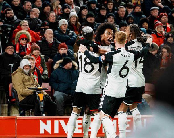 1704940475498043749.jpg 1915744465-612x612.jpg